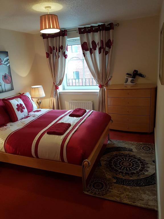 Edinburgh City Deluxe Apartment Exterior photo