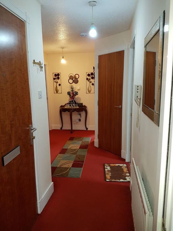 Edinburgh City Deluxe Apartment Exterior photo